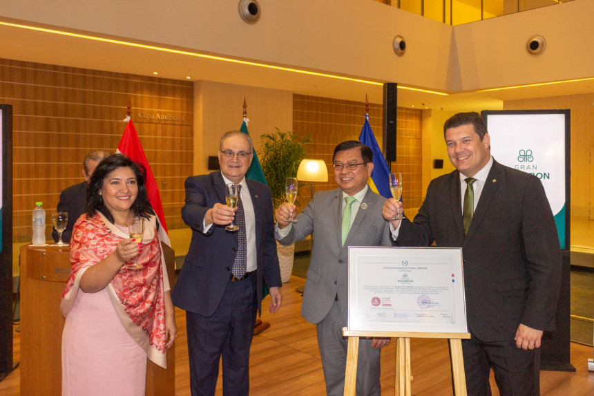 SENATUR certificó al Gran Bourbon como el primer hotel cinco estrellas del Paraguay