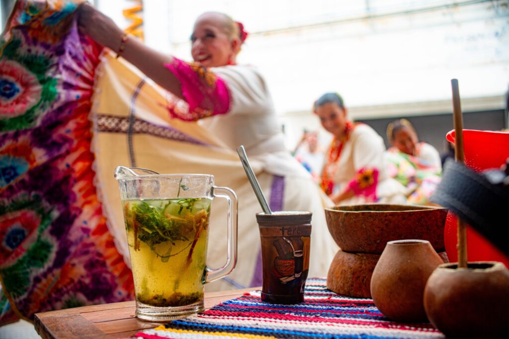 El tereré es protagonista: Paraguay vive una semana de festejos y tradición