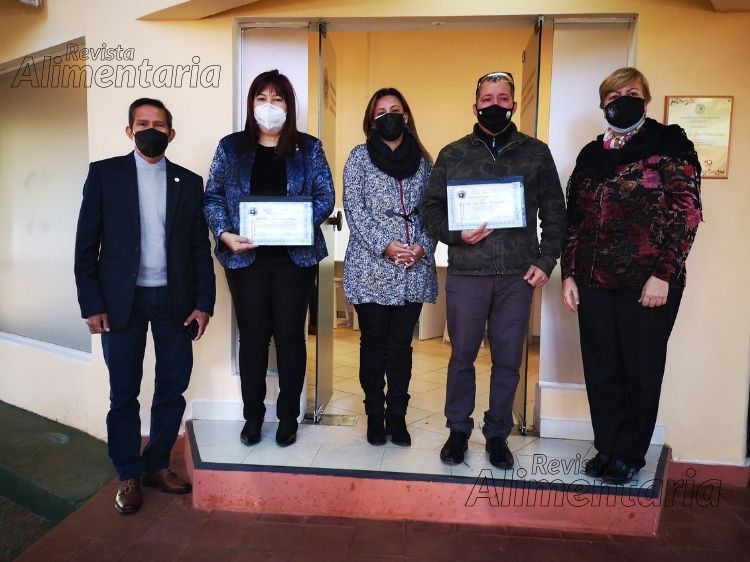 Laboratorio de Análisis Sensorial, lleva el nombre de la “PROF. LIC. ANA GLORIA CENTURIÓN DUARTE”